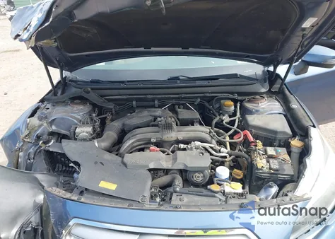 2015 Subaru Legacy 2.5I Limited z USA, uszkodzony, nr VIN 4S3BNAN63F3067955